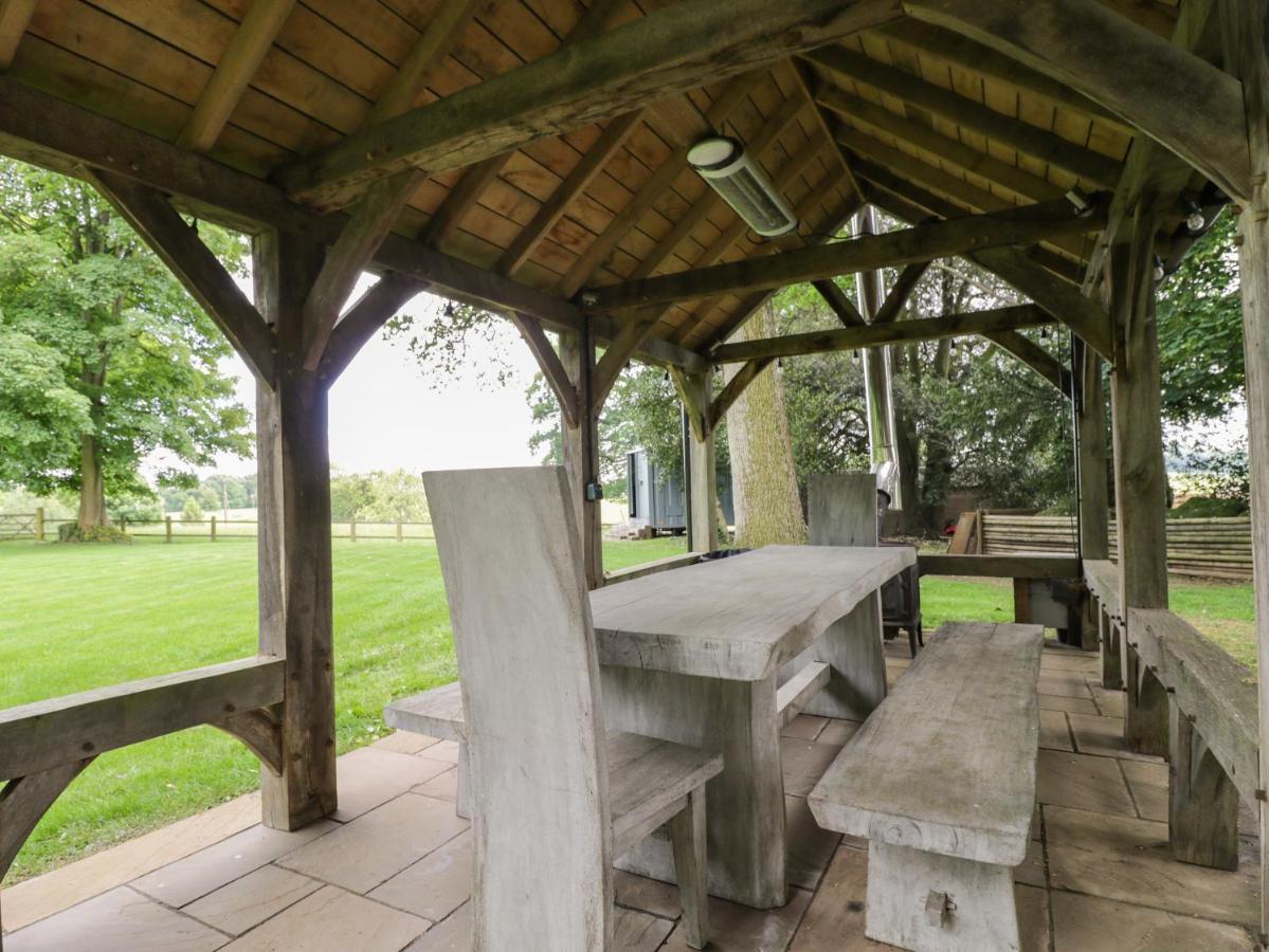The Hayloft Villa Tetbury Exterior photo